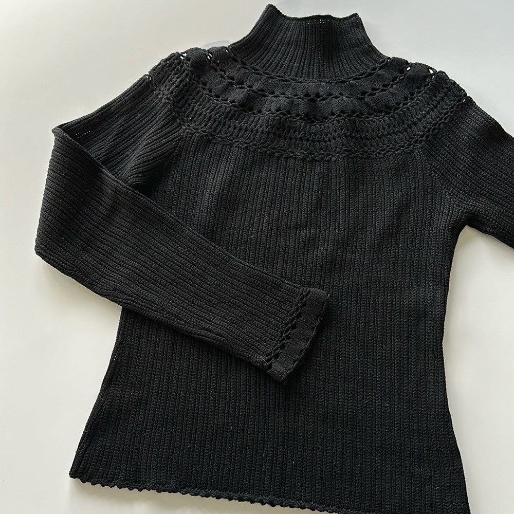 Ellie Tahiti crochet turtle neck black fitted sweater size sp